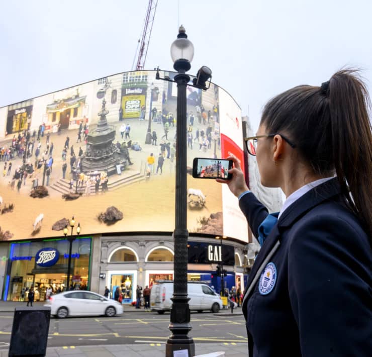 ad gbowr piccadilly lights 2000x2000 1