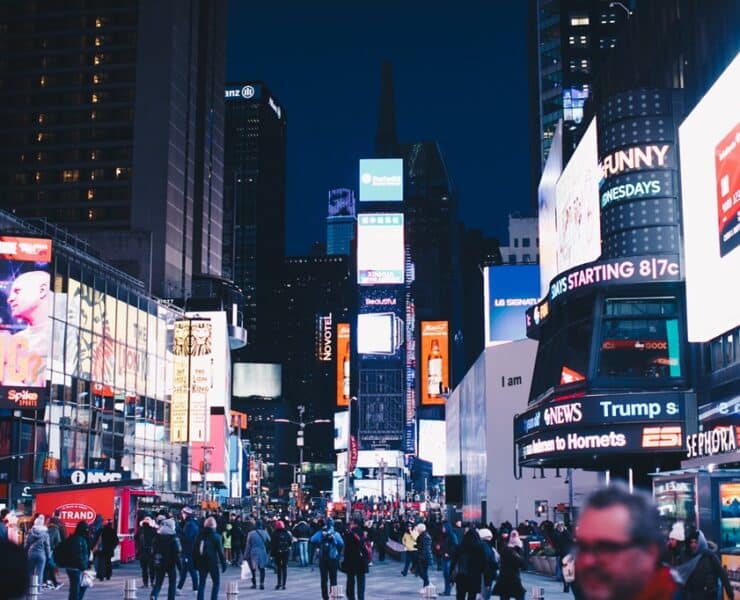 people walks in time square