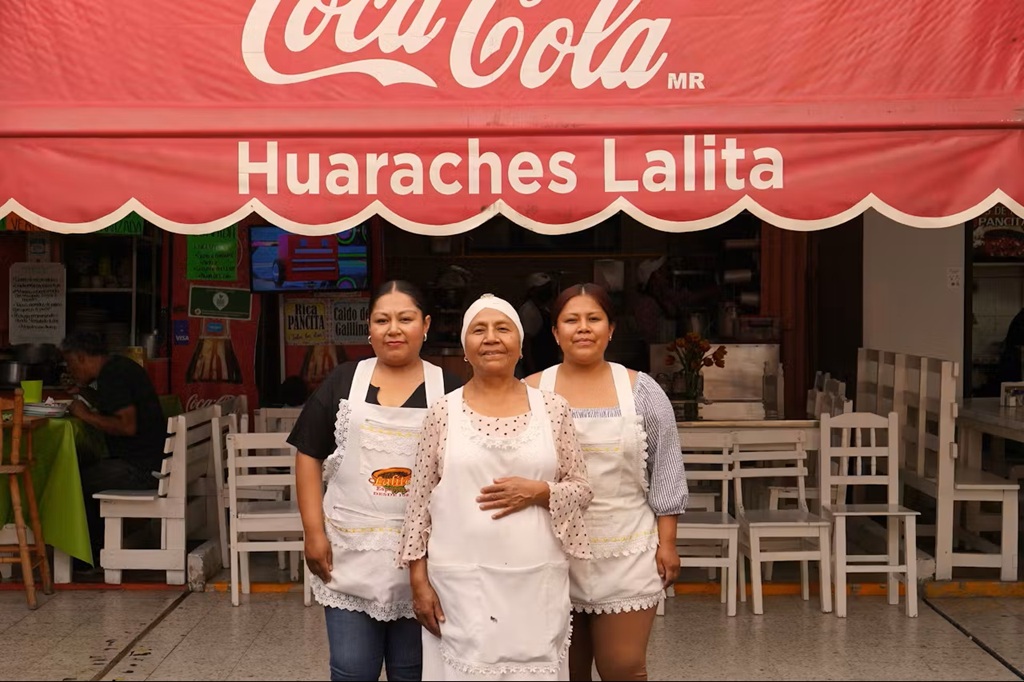Навесы со смыслом от Coca-Cola 1 lalita