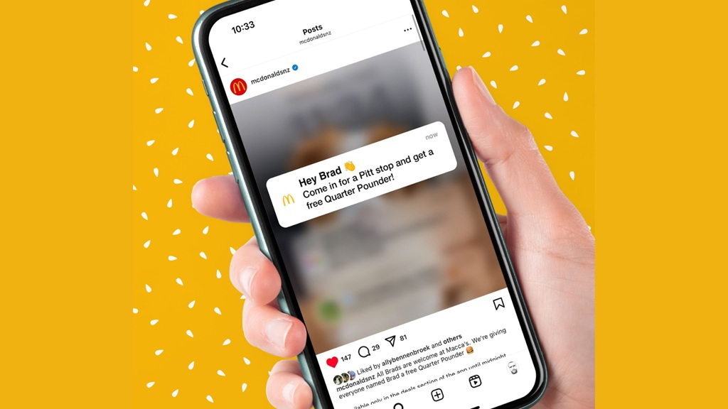 Как Брэд Питт заехал в McDonald’s 3 maccas and ddb shout all the brads of new zealand a burger