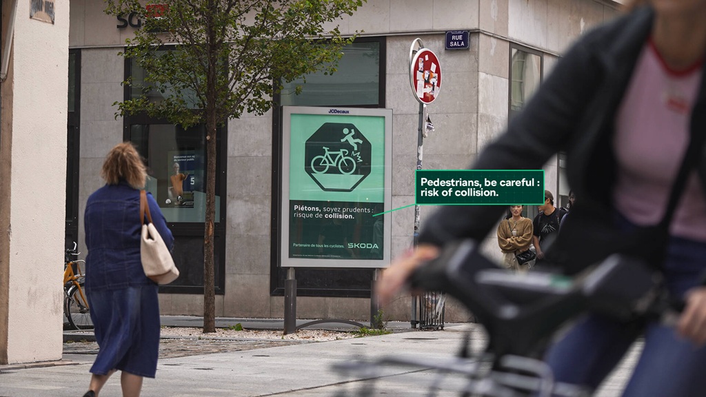 Skoda представляет билборды безопасности 4 safety billboards3