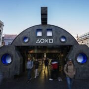 the spaceship that crashed in puerta del sol1