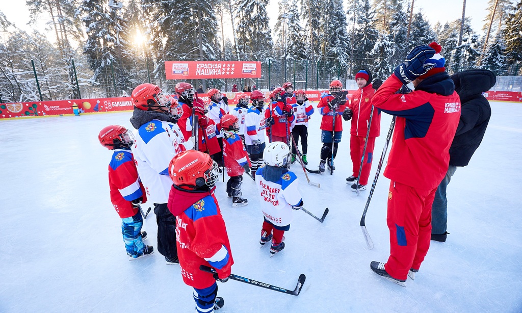 Ротенберг и Майор запустили детский хоккей 5 386a8050