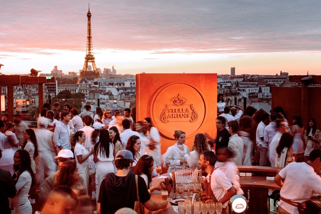 stella artois opens clay bar rooftop activation in paris during roland garros1