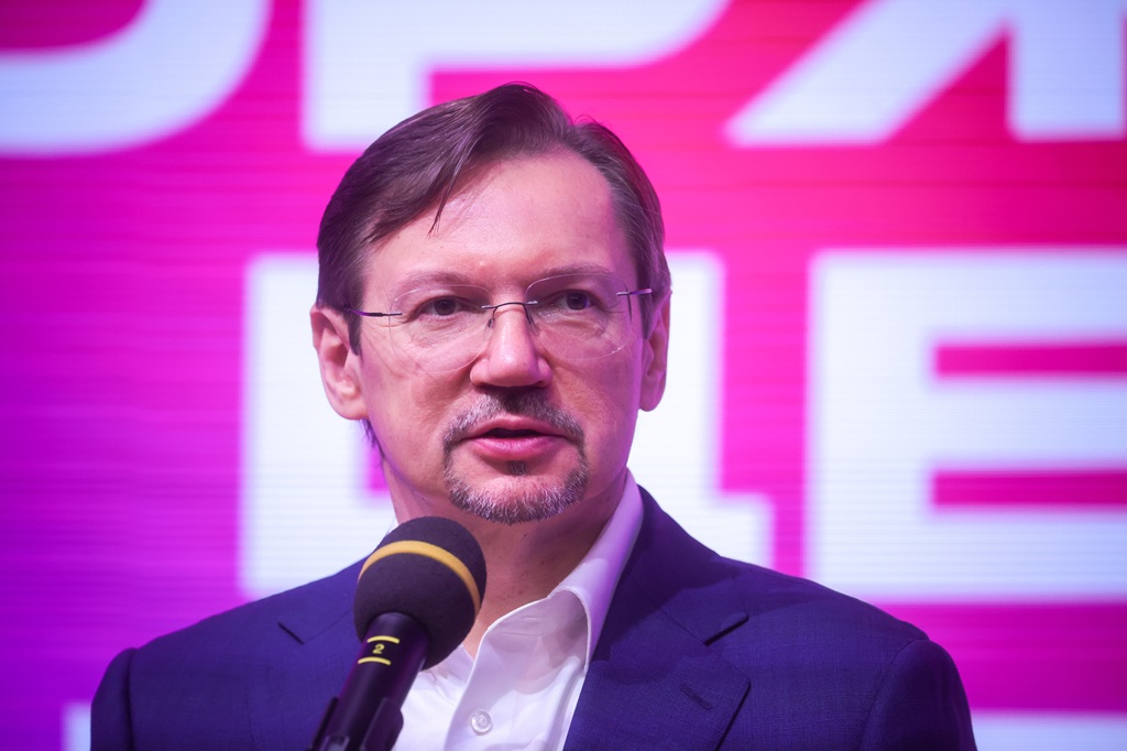 Медиахолдинг МАЕР пригласил победителей «АртМастерс» стать частью команды 2 aleksandr zhuravskij
