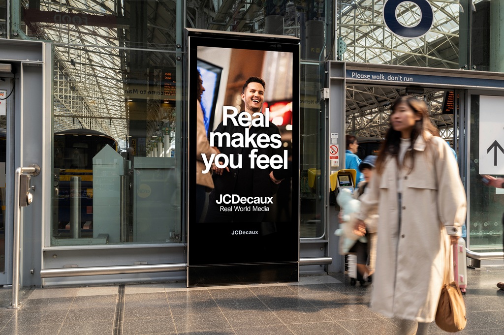 JCDecaux UK: наружка, которая продаёт саму себя 4 real world media2