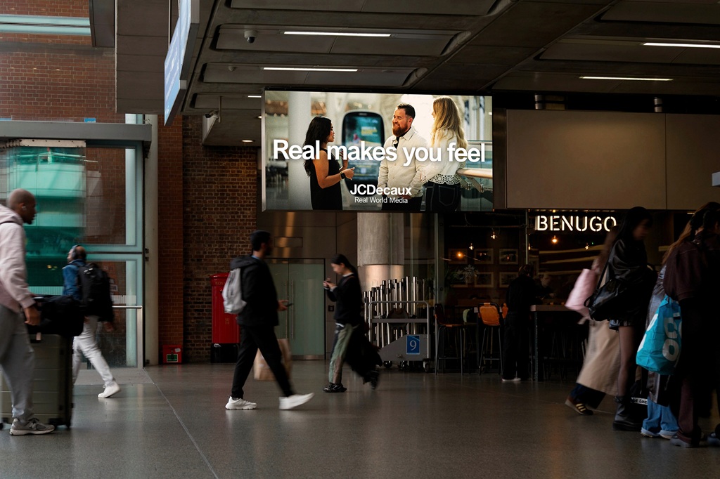 JCDecaux UK: наружка, которая продаёт саму себя 5 real world media3